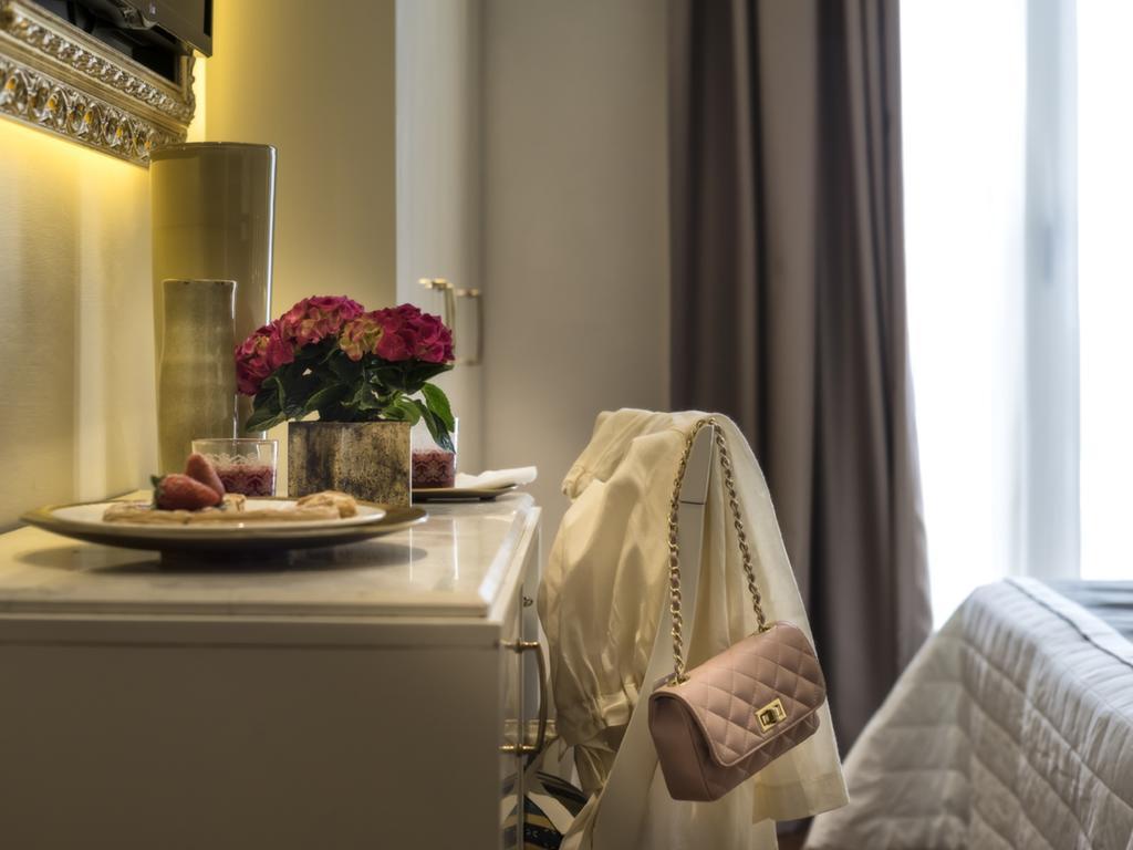 Novecento Suite Hotel Riccione Exterior photo