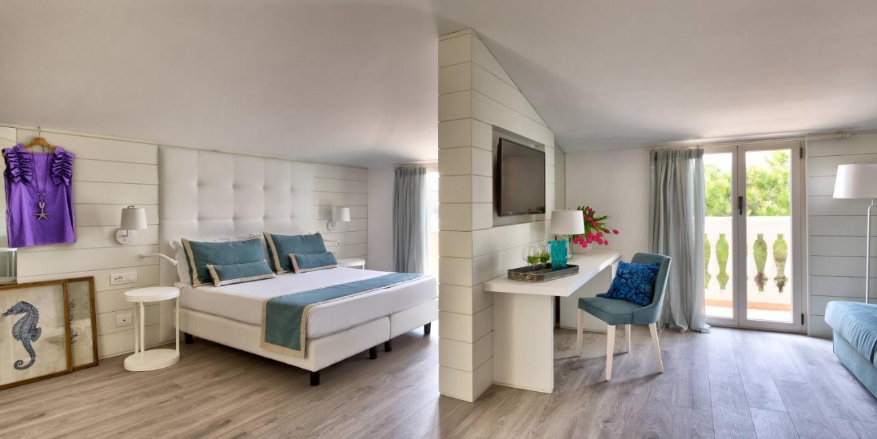 Novecento Suite Hotel Riccione Exterior photo